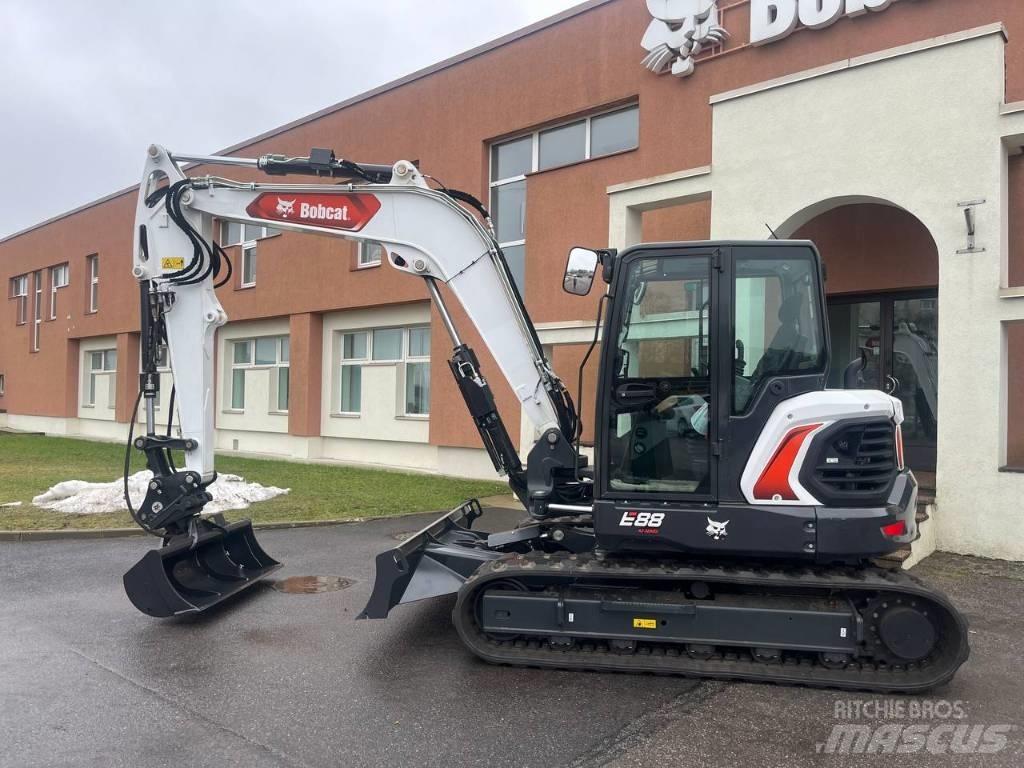 Bobcat E88 Excavatoare pe șenile

