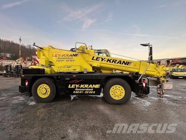 Terex AC 30 City Macara pentru orice teren