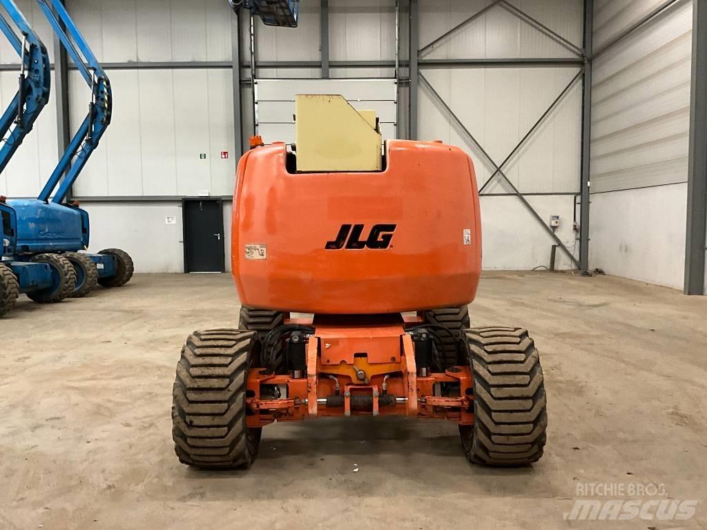 JLG 450 AJ Nacele cu brat articulat