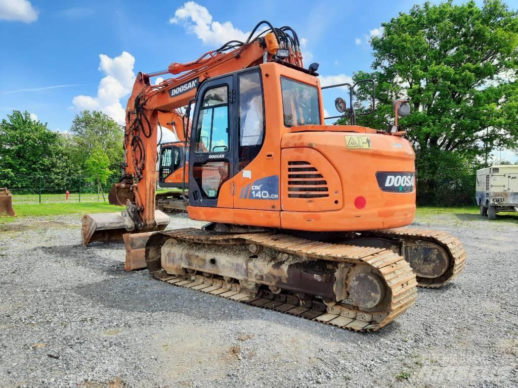 Doosan DX 140 LCR-3 Excavatoare pe șenile
