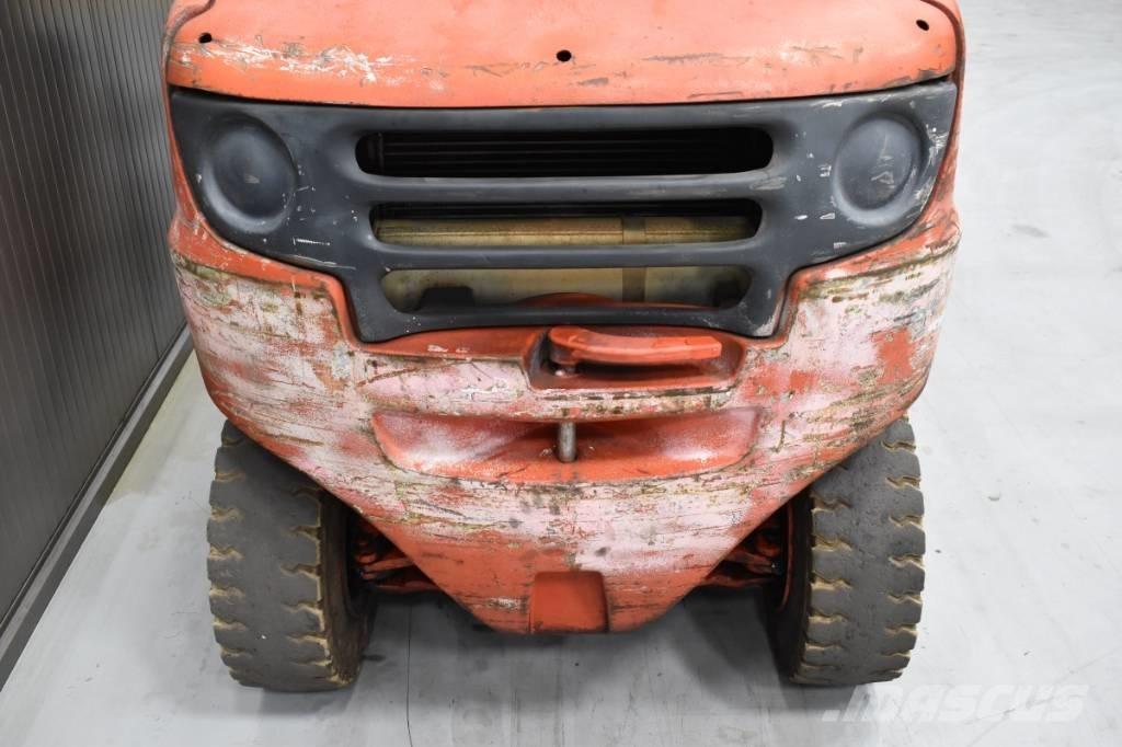 Linde H 25 D - 01 Stivuitor diesel