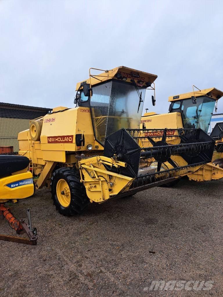New Holland 8030H Combine de secerat