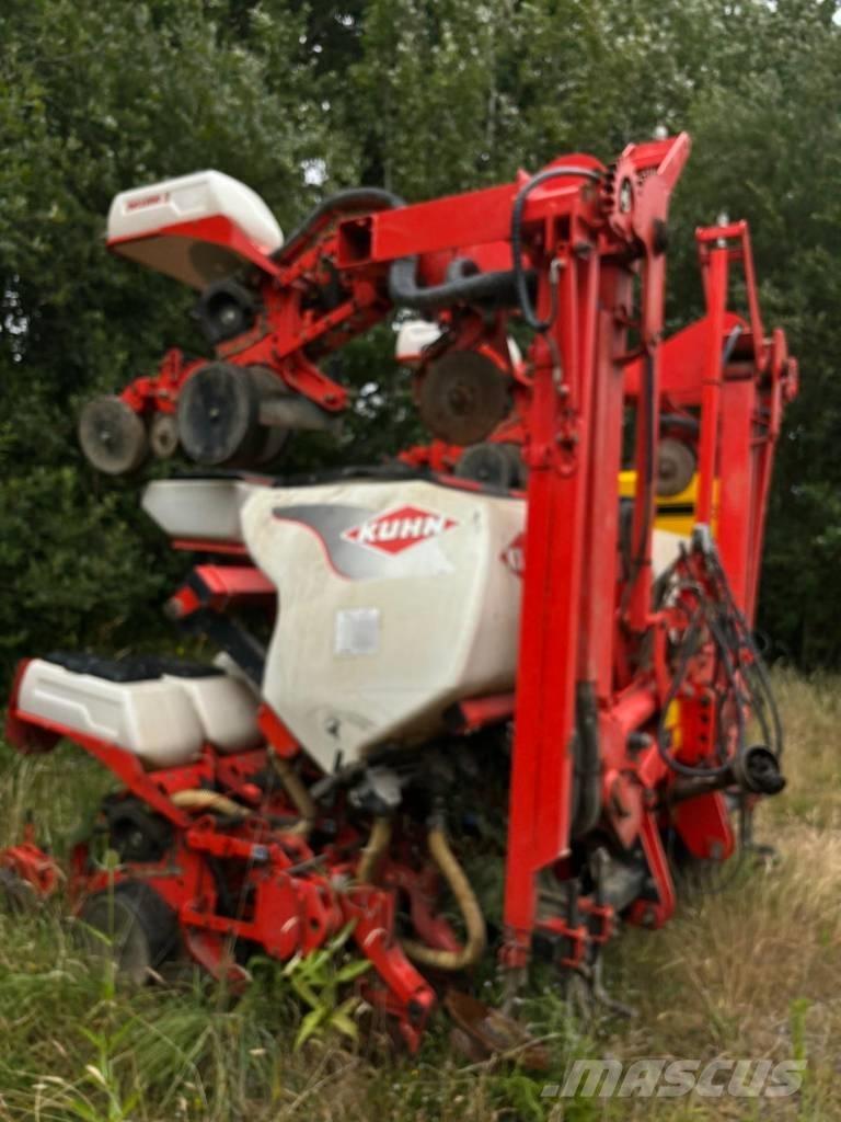 Kuhn Maxima 2 Perforatoare