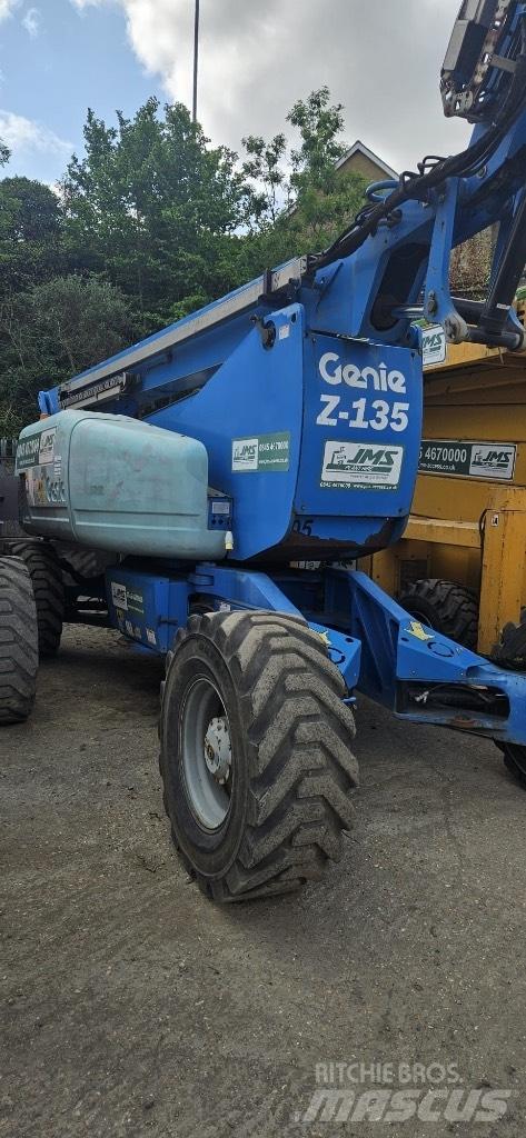 Genie Z 135/70 Nacele cu brat articulat