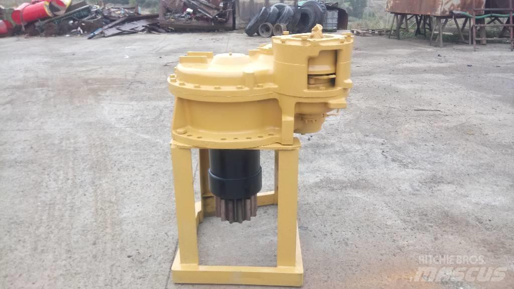 CAT 245 Transmisie