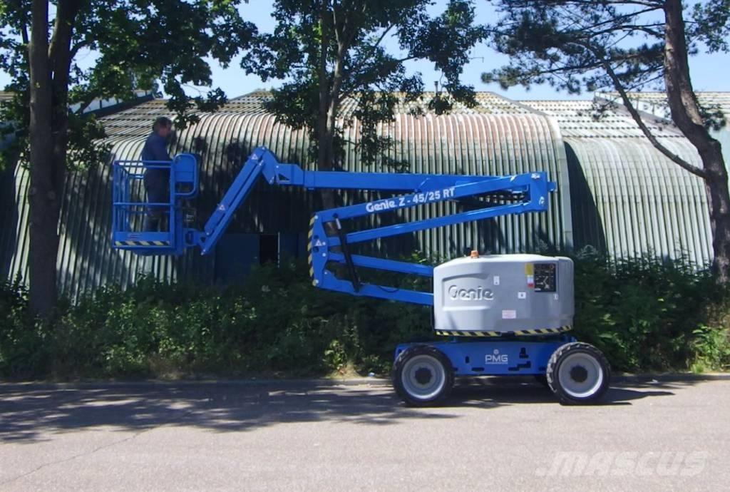 Genie Z45/25JRT Nacele cu brat articulat