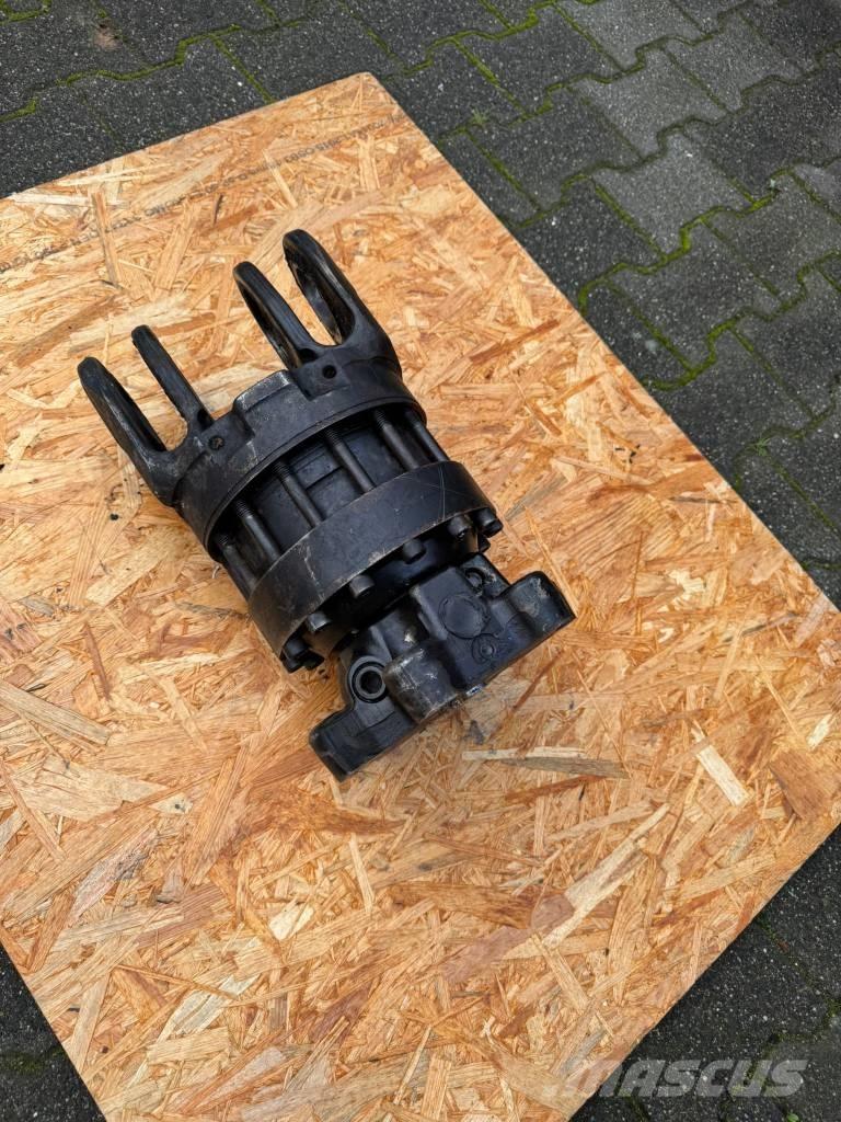 Ponsse Bear Rotatoare