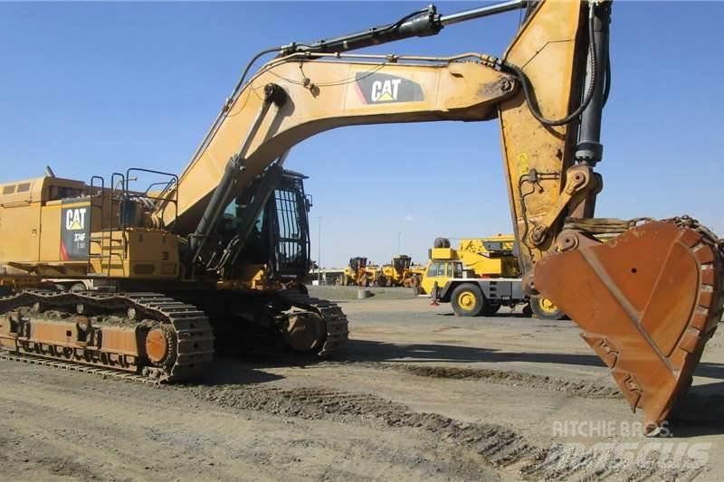 CAT 374FL Mini excavatoare < 7t