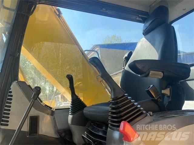 Komatsu PC160-7 Excavatoare pe șenile
