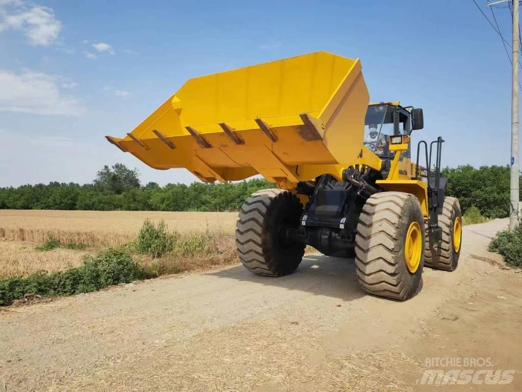 Komatsu WA 470-3 Incarcator pe pneuri