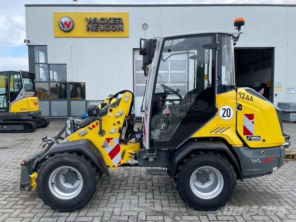 Wacker Neuson WL 28 Incarcator pe pneuri