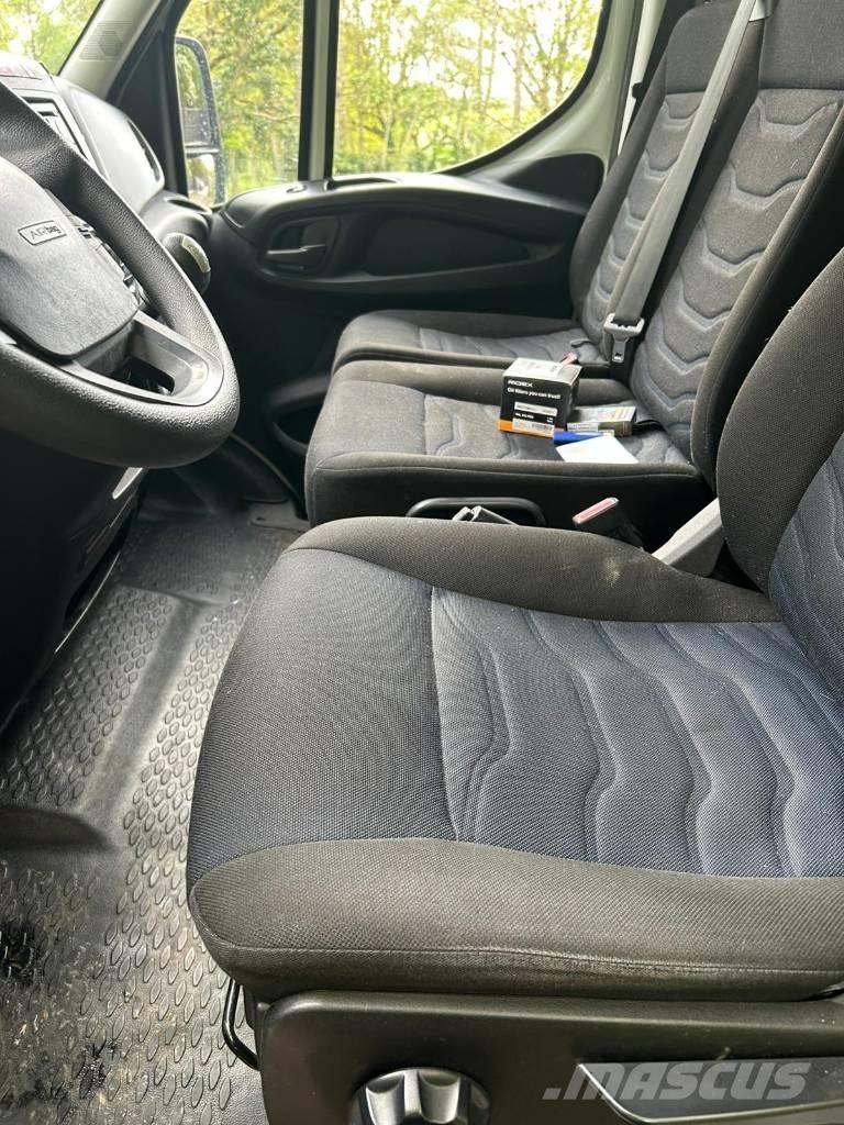 Iveco Daily 35C16 Autoutilitara transoprt marfuri