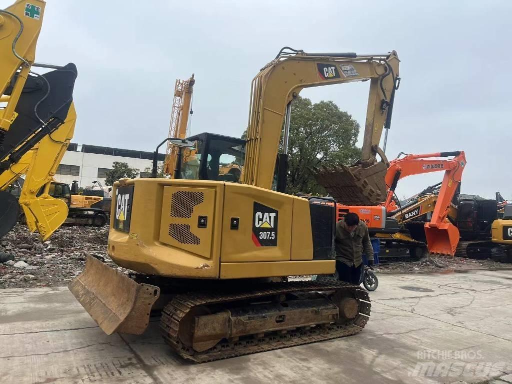CAT 307.5 Excavatoare 7t - 12t