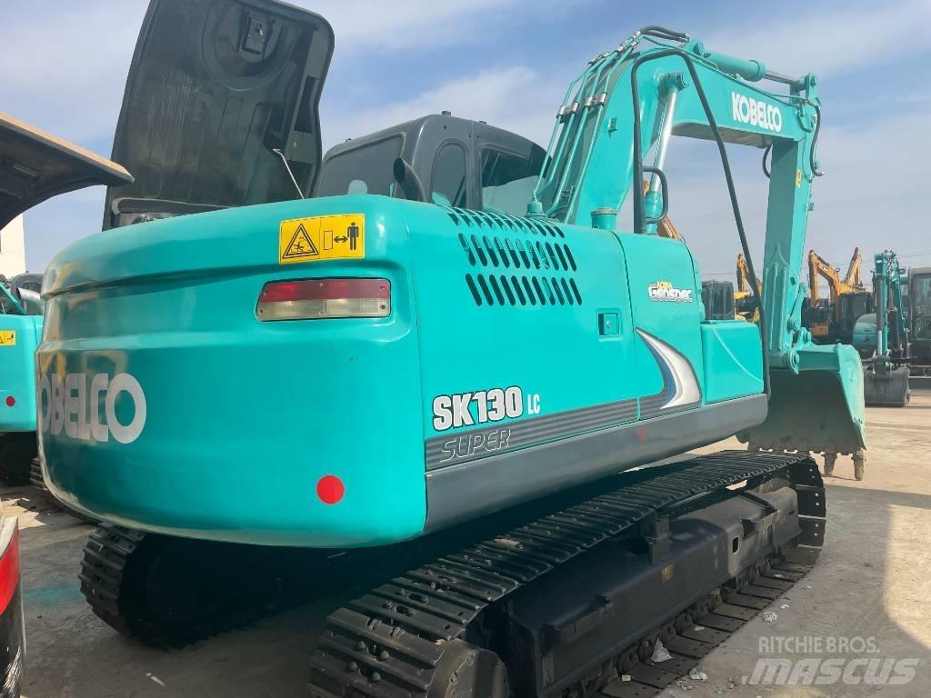 Kobelco 130 Excavatoare 7t - 12t