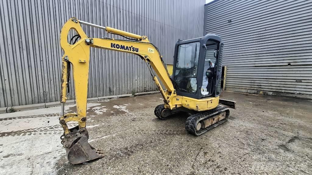 Komatsu PC27MR Mini excavatoare < 7t