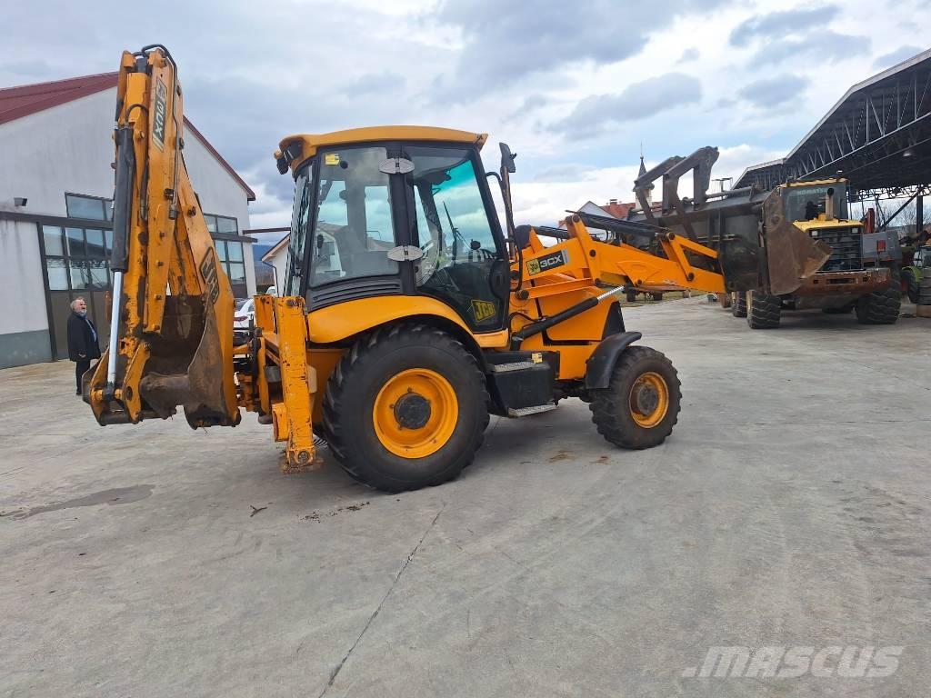 JCB 3CX Buldoexcavatoare