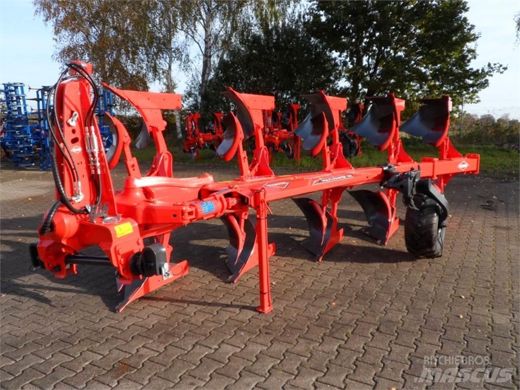 Kuhn MM 153 5 Pluguri