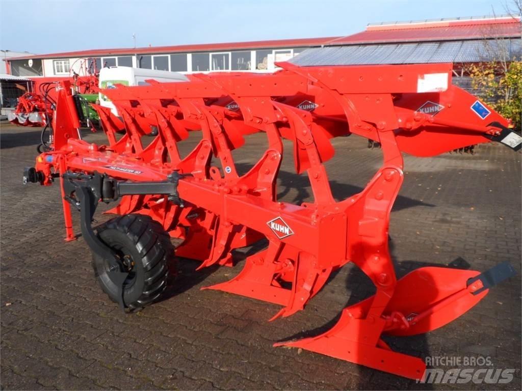 Kuhn MM 153 5 Pluguri