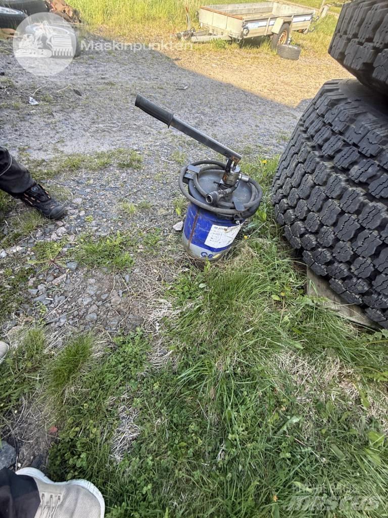 Huddig 1260 B Buldoexcavatoare