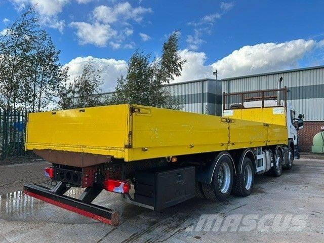 Scania P 320 Camioane platforma/prelata