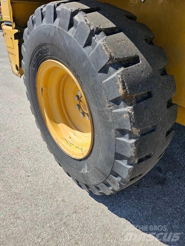 CAT 914 G Incarcator pe pneuri