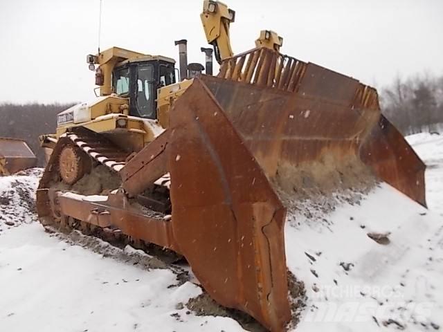 CAT D11R Buldozere pe senile