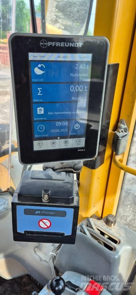 Volvo L 120 E Incarcator pe pneuri