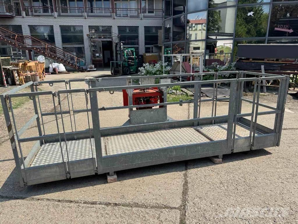 Manitou N 4M Ascensoare verticale catarg
