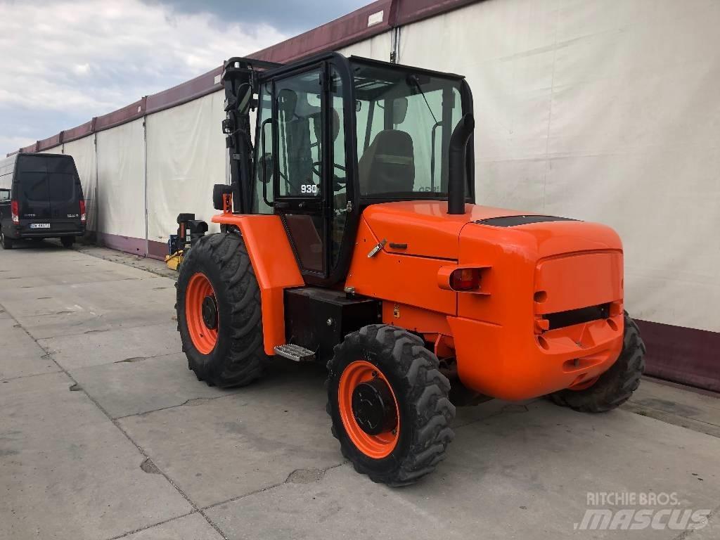 JCB 930-4 Masini de teren dificil