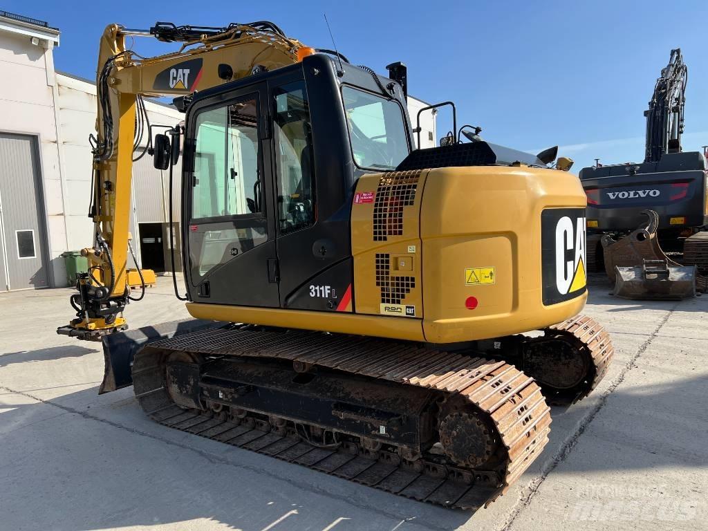 CAT 311 F LRR Excavatoare pe șenile
