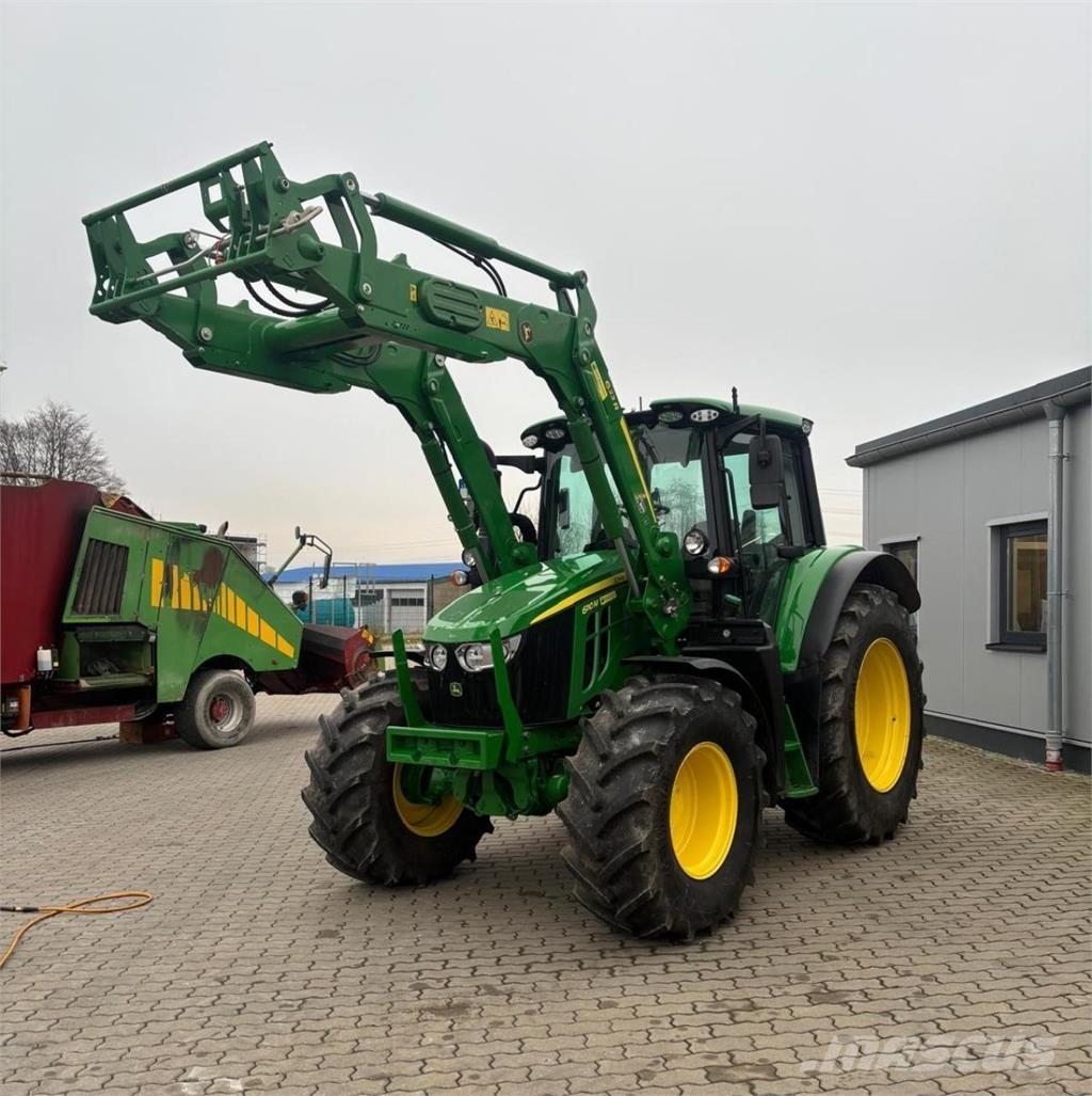 John Deere 6110M Tractoare