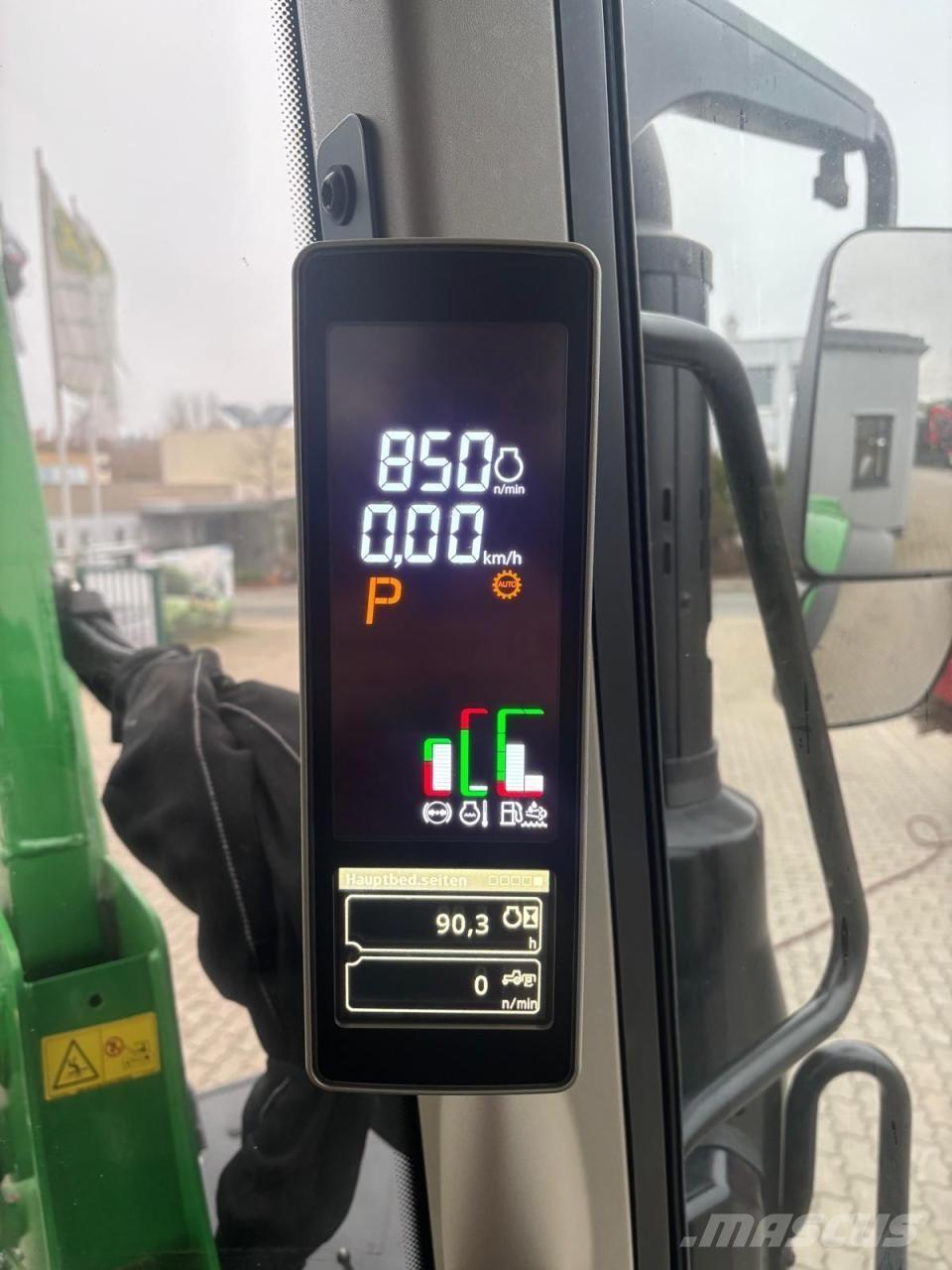 John Deere 6110M Tractoare