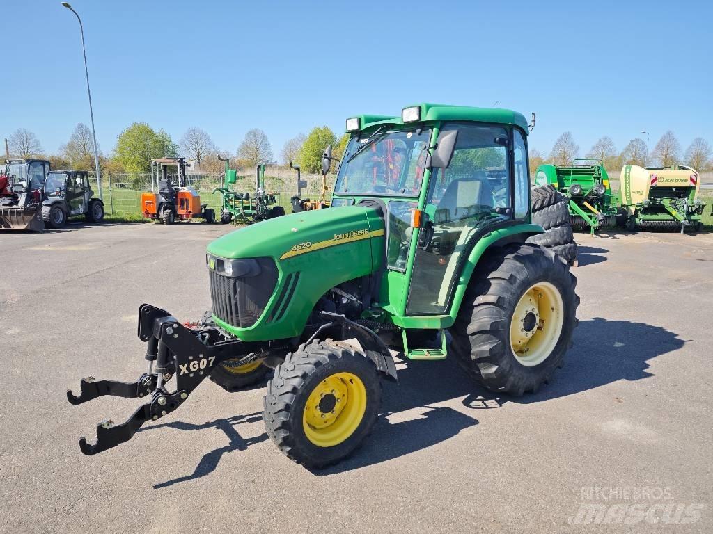 John Deere 4520 Tractoare compacte