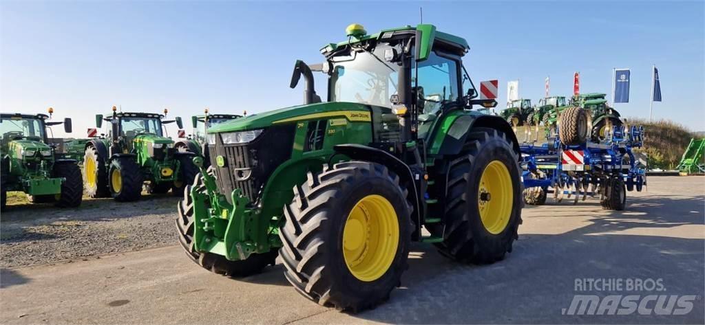 John Deere 7R 330 Tractoare