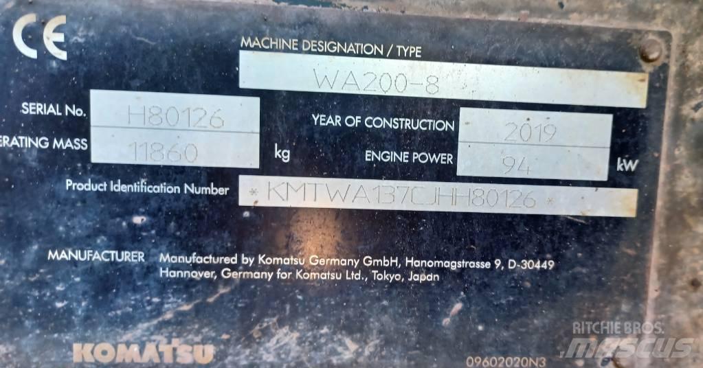 Komatsu WA 200-8 Incarcator pe pneuri
