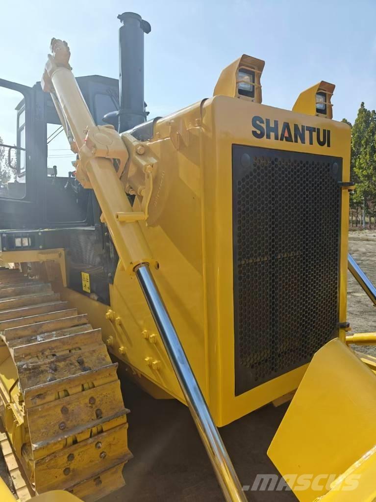 Shantui SD 32 Buldozere pe senile