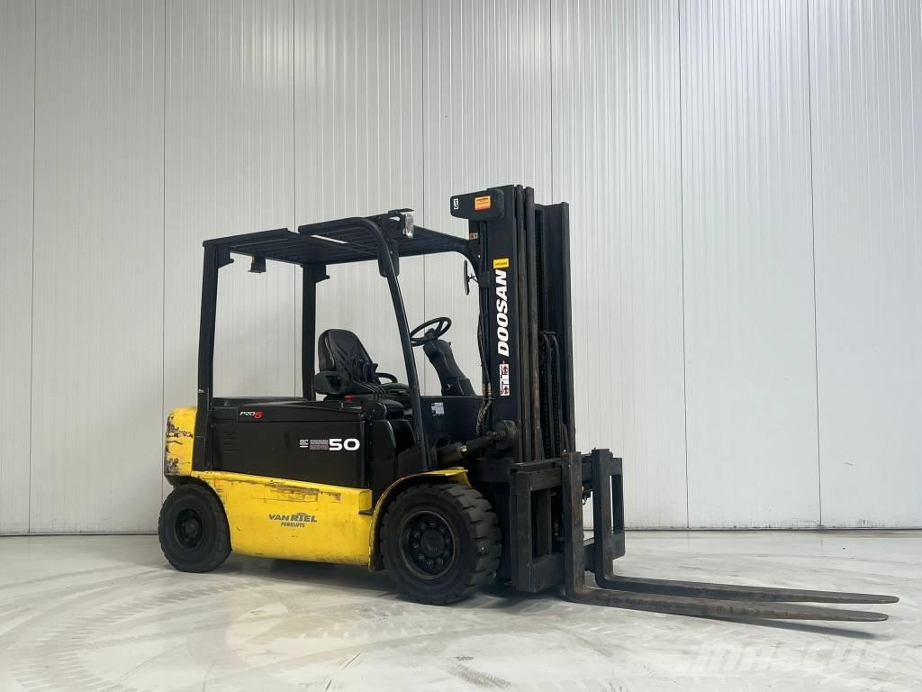 Doosan B50X-5 Stivuitor electric