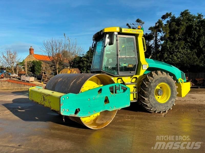 Ammann ASC 110 Compactoare monocilindrice