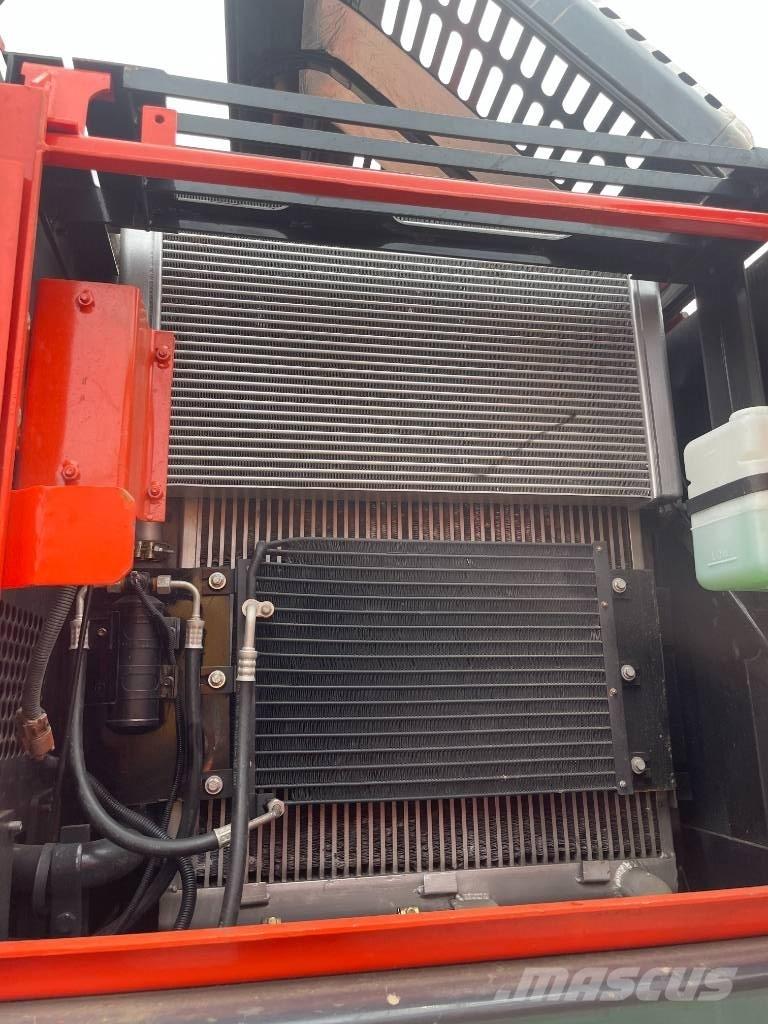 Doosan DX225LCA Excavatoare pe șenile
