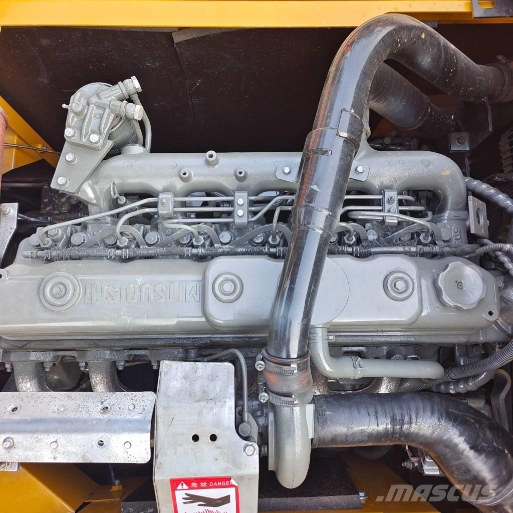 Sany SY 215 Excavatoare pe șenile
