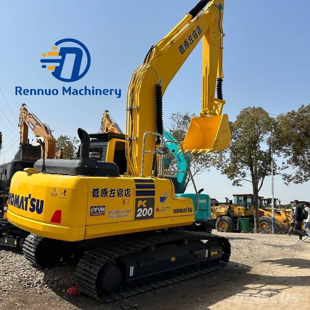 Komatsu PC200-8 Excavatoare pe șenile
