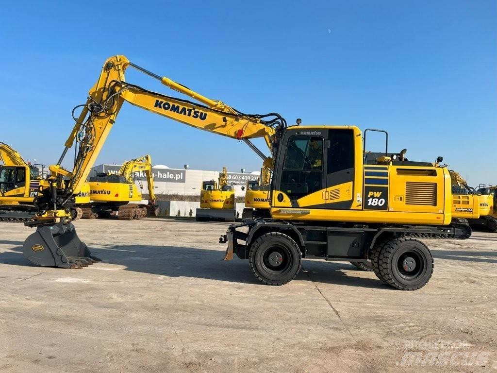 Komatsu PW 180-11 Excavatoare cu roti