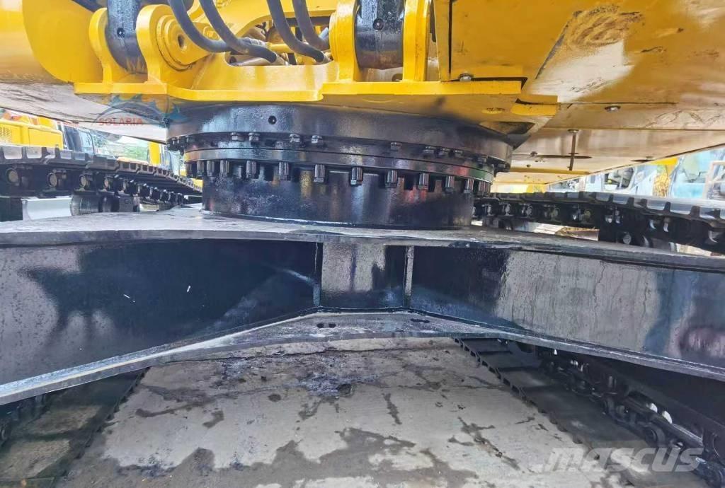 CAT 320d2 Excavatoare pe șenile
