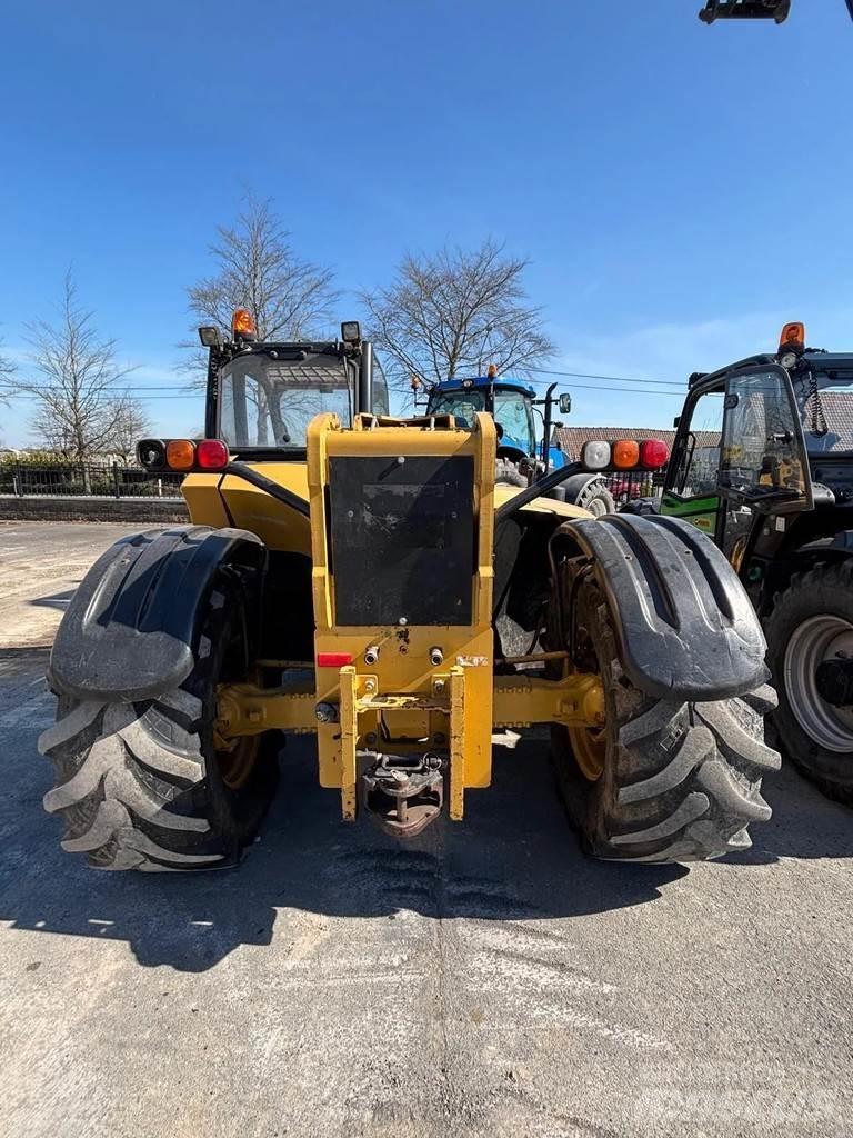 CAT TH330B Manipulatoare agricole