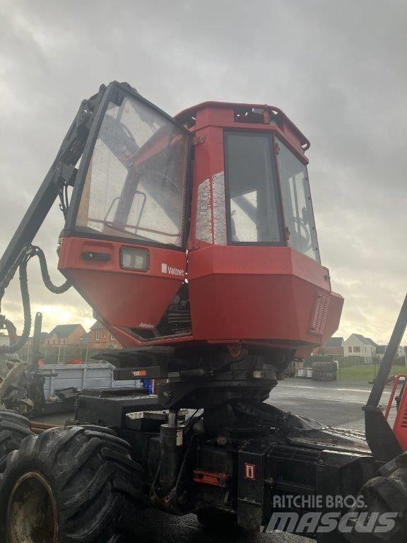 Komatsu 931 Combine forestiere