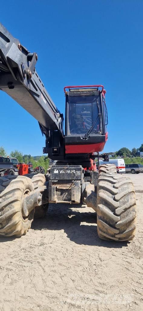 Komatsu 931 Combine forestiere