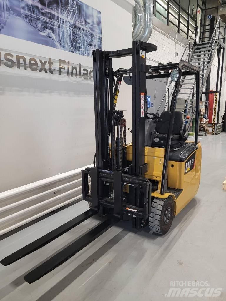 CAT EP15PNT Stivuitor electric