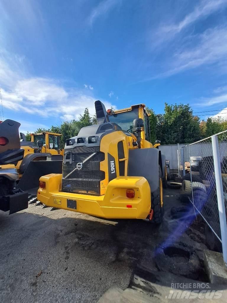 Volvo L90H Incarcator pe pneuri