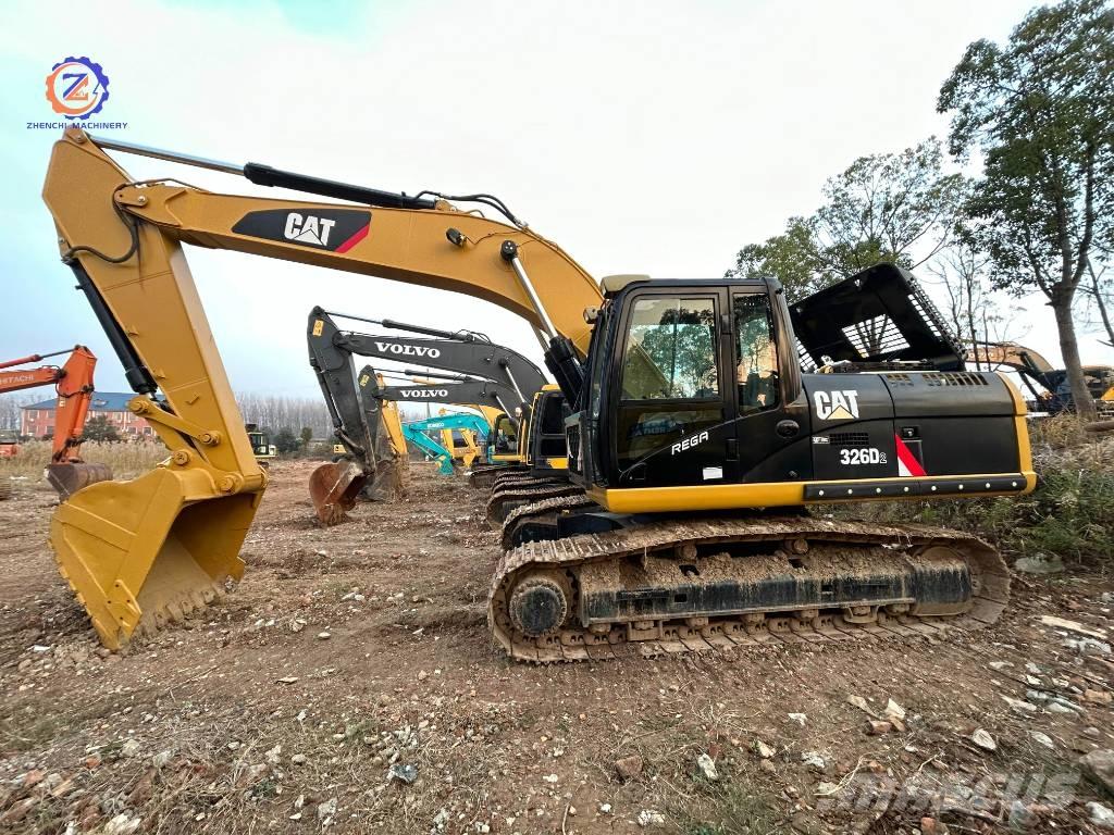 CAT 326 D Excavatoare pe șenile
