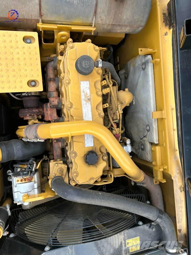 CAT 326 D Excavatoare pe șenile
